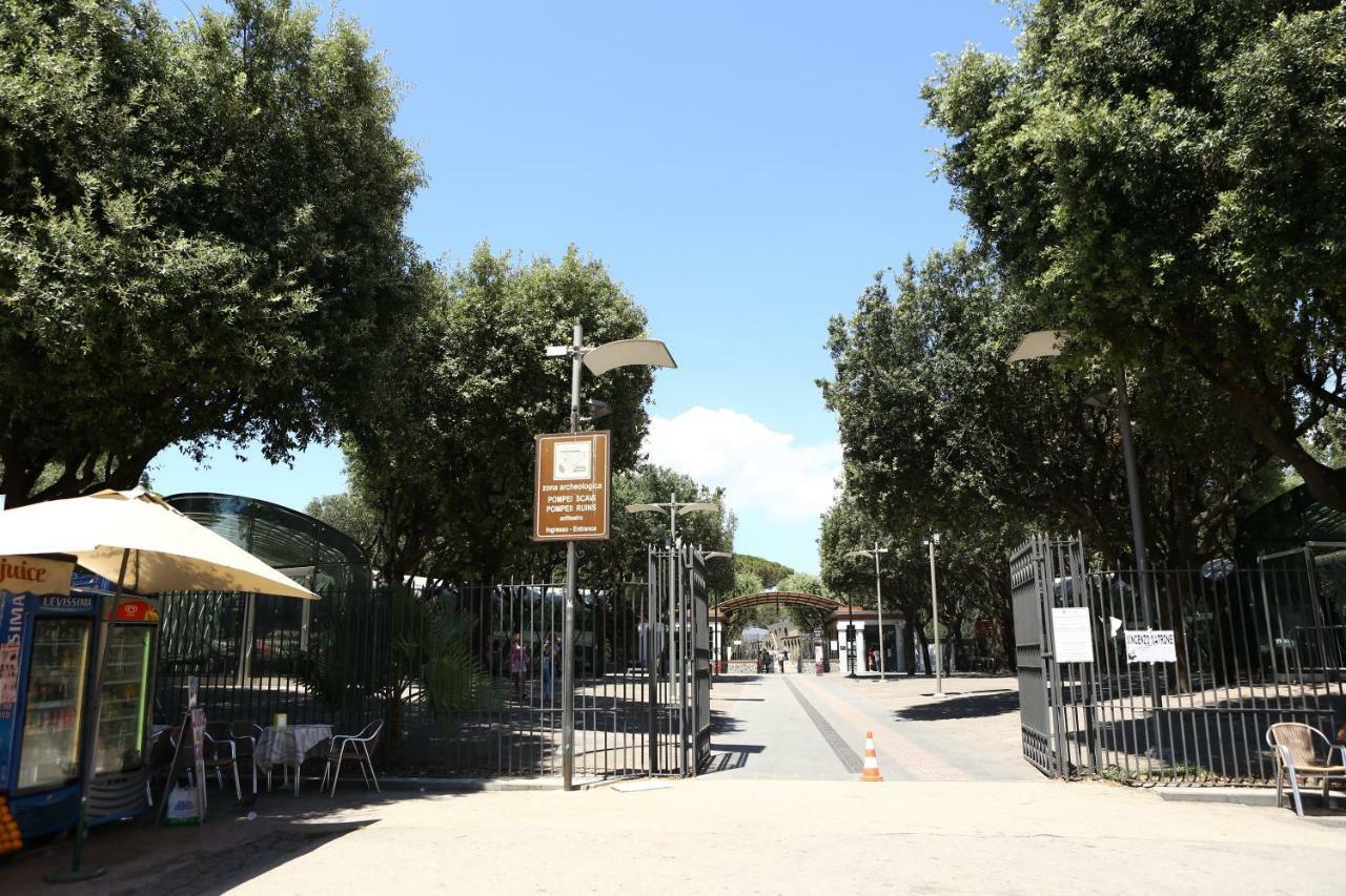 B&B Cornelia Pompei Exterior foto