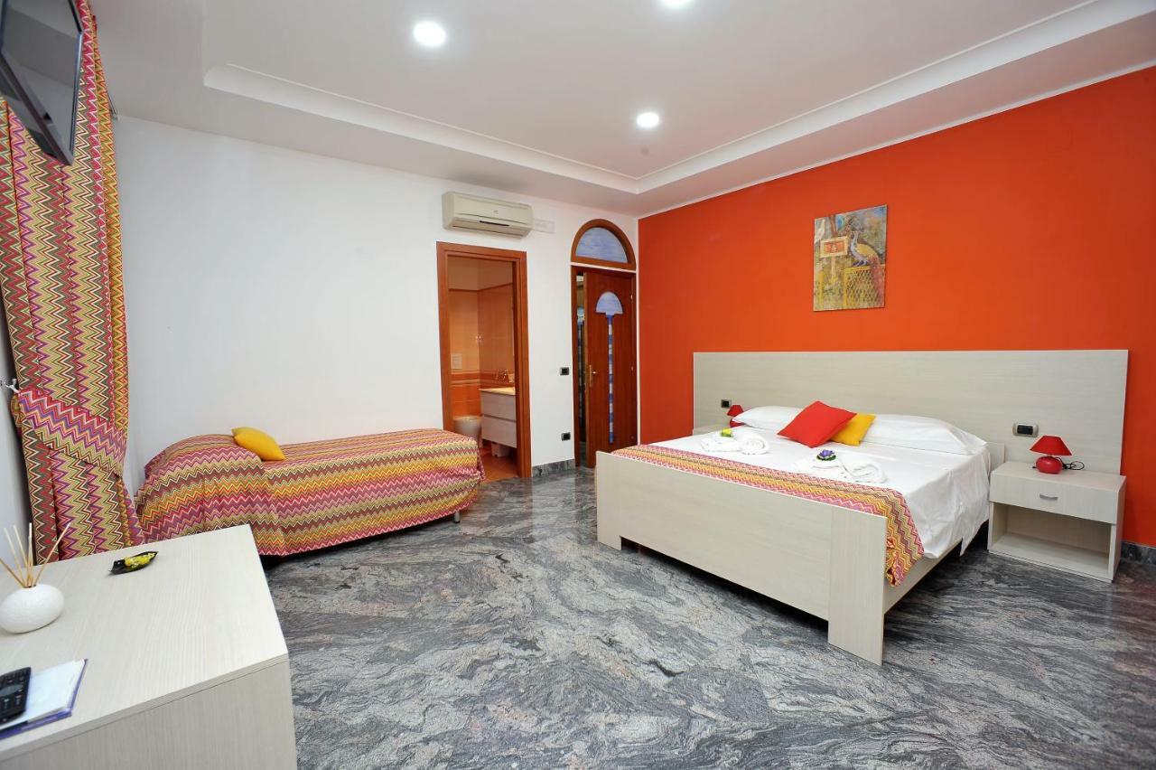 B&B Cornelia Pompei Exterior foto